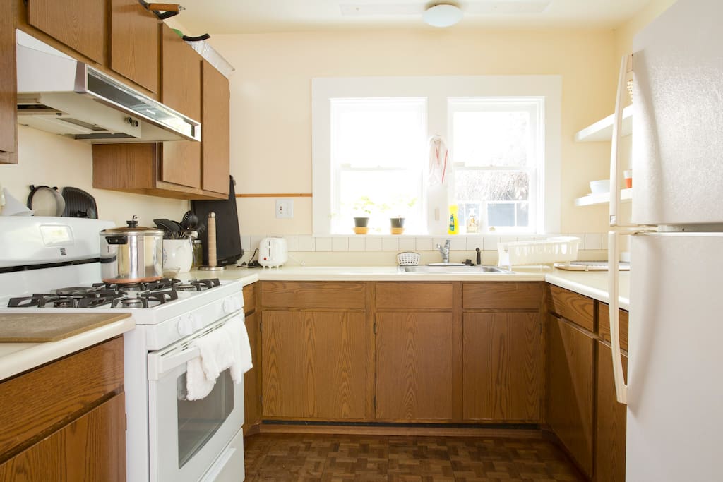 Small but Fully functioning kitchen