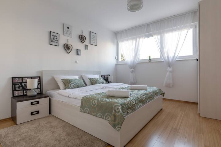 El primer dormitorio
