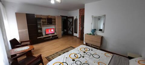 ultracentral apartment  
free private parking