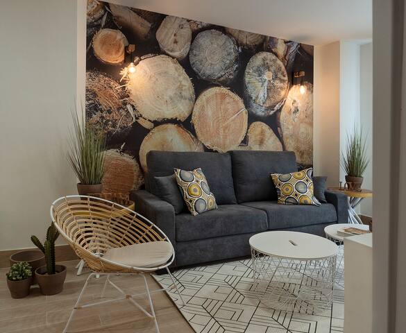 Pisos A Dias managed Airbnb listing 3