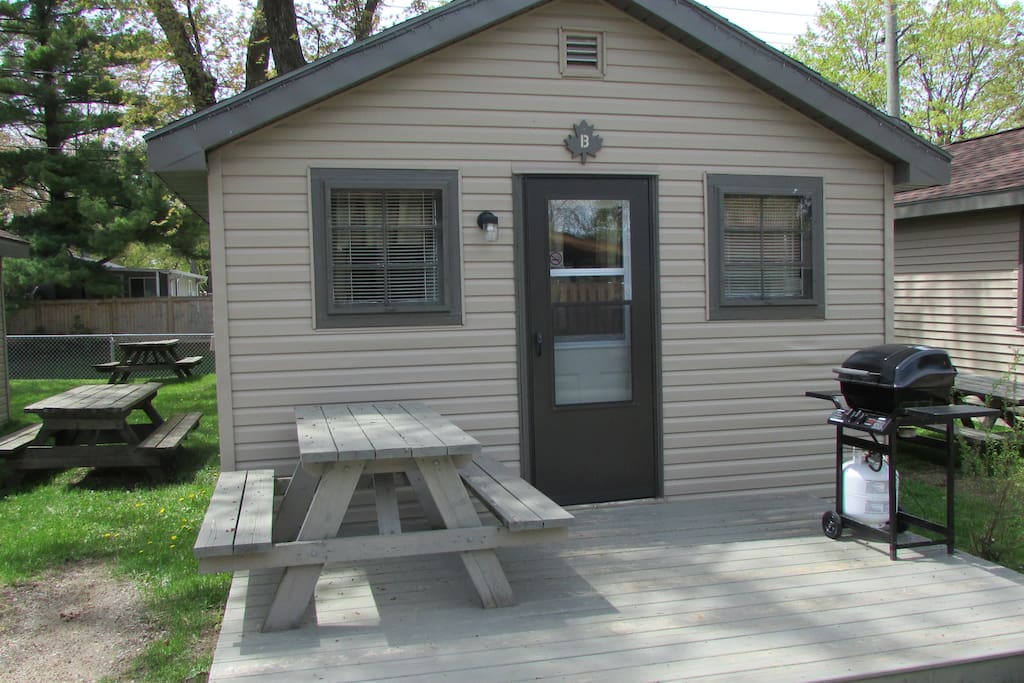 The Maples Cottages in Port Elgin Cottage B Cottages for Rent in Saugeen Shores, Ontario, Canada The Maples Cottages in Port Elgin Cottage B Cottages for Rent in Saugeen Shores, Ontario, Canada