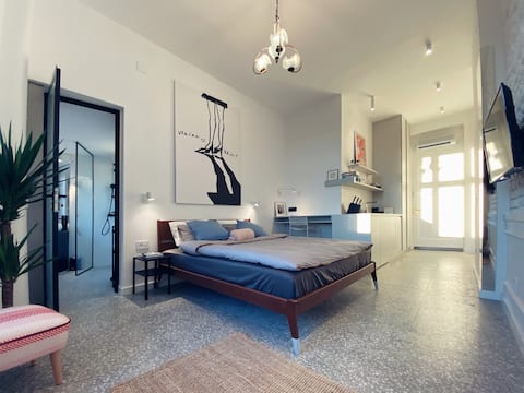 Flower Square Studio