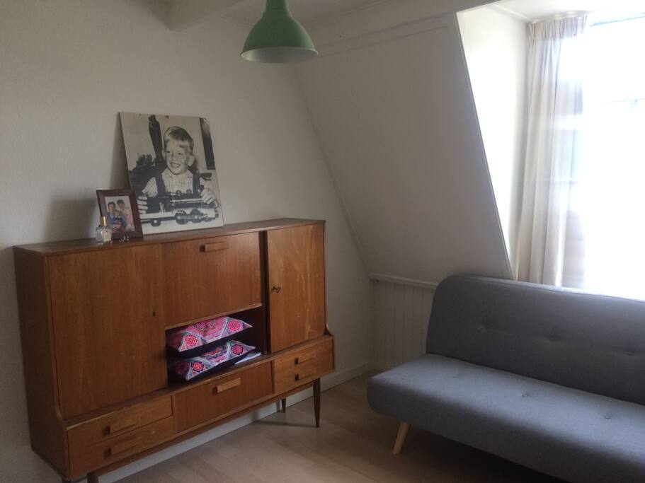 Second bedroom