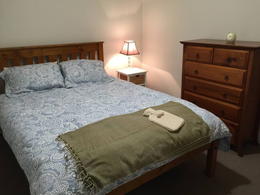 Very comfortable queen size bed.