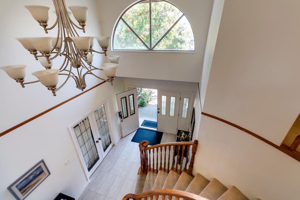 Front entrance with staircase