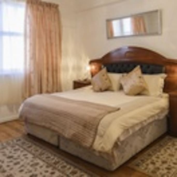 Durban Beach Hotel: Safari Lodge Adventure &amp; Tours
