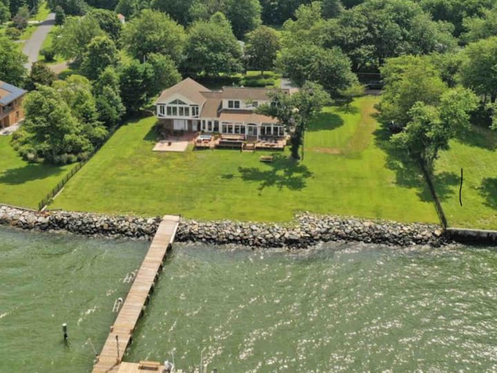 Chesapeake Bay Water Front Home w/ Private Pier Casas para Alugar em