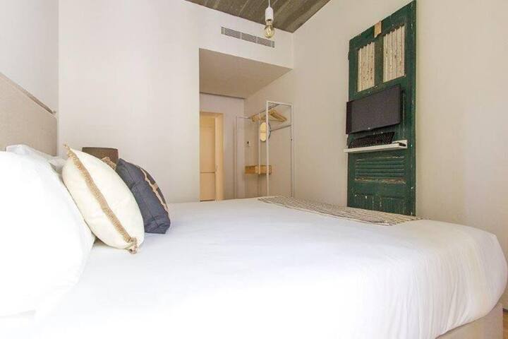 Luxury T.M. Flat With a View gallery image 4