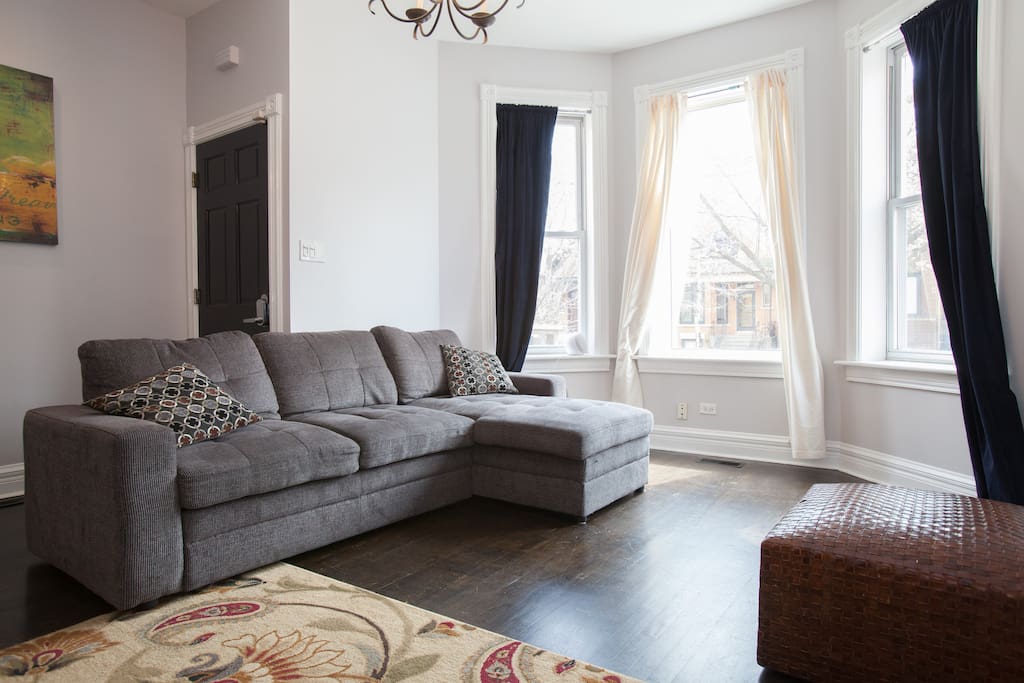 sitting area apartment 1