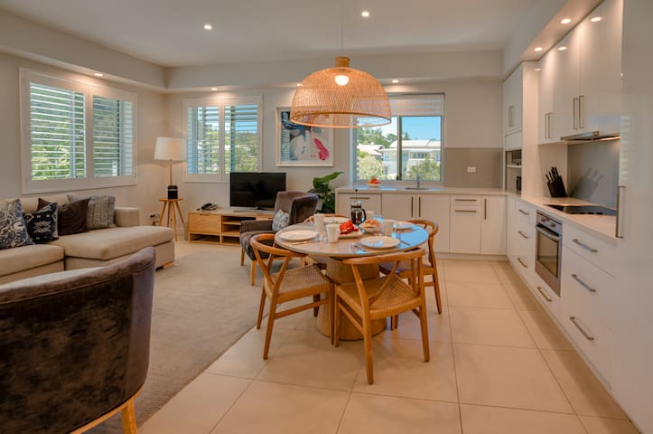 Two Bedroom Hastings Street Rooftop Spa Apartment