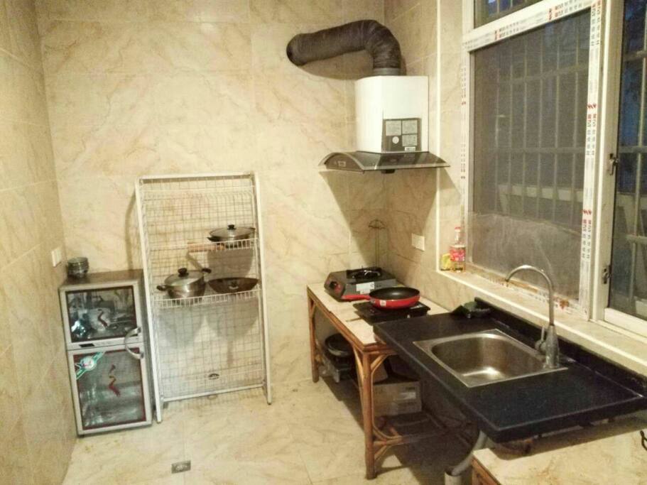 厨房