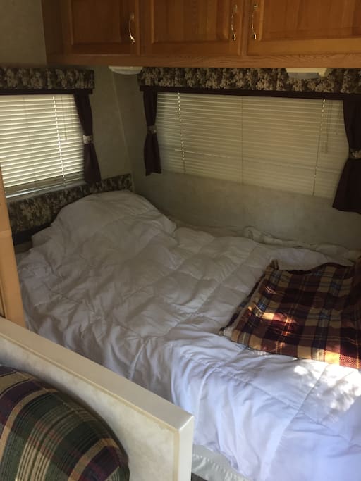 Master Full size bed