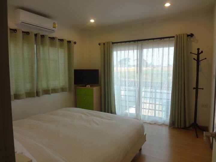 غرفة النوم 1