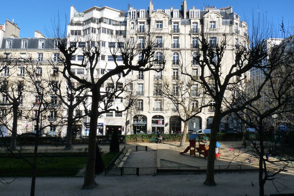 le square Adolphe Cherioux vu de notre appartement