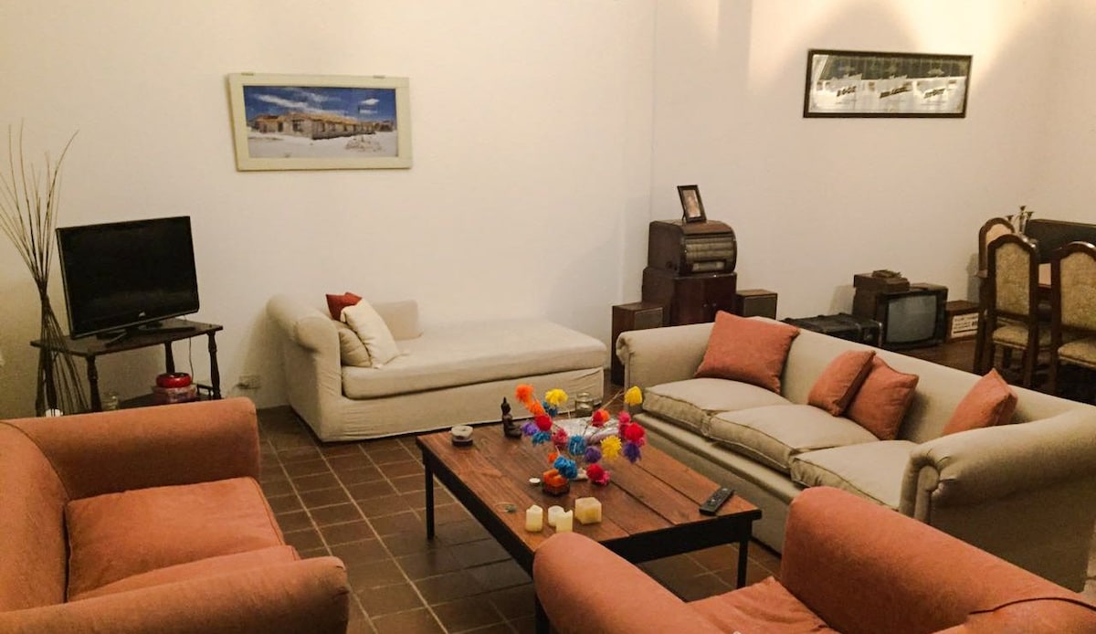Habitación privada en casa compartida en San Isidro