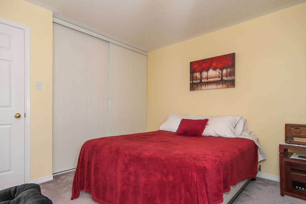 Bedroom with queen-size bed