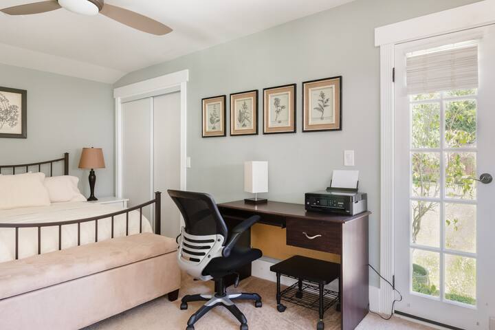 Vacation Rentals, Homes, Experiences & Places - Airbnb