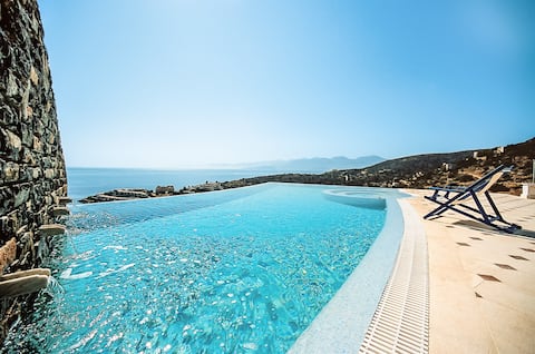 Executive Spa Pool Villa