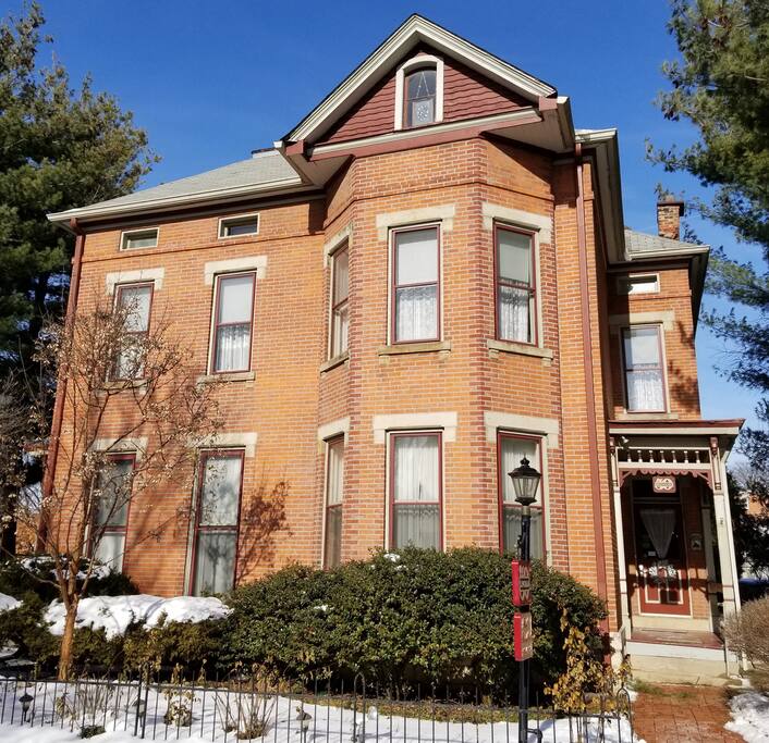 50 Lincoln Short North B&B