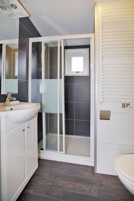 Een complete badkamer
