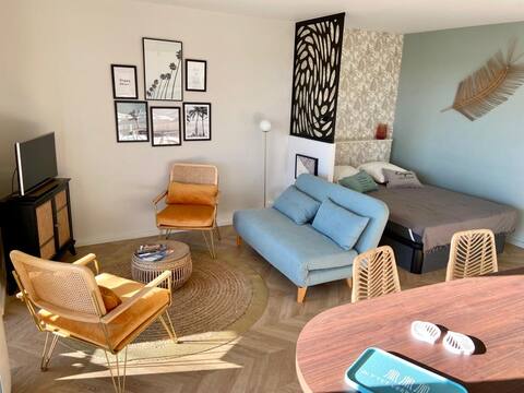 Top performing Airbnb: "Côté Plages", a panoramic view of the estuary in Royan