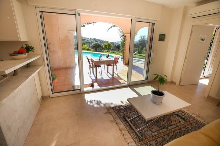 T2 independiente / Independiente apartment.