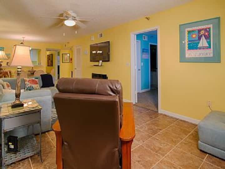 Top Floor With Amazing Gulf View! - Navarre, FL
