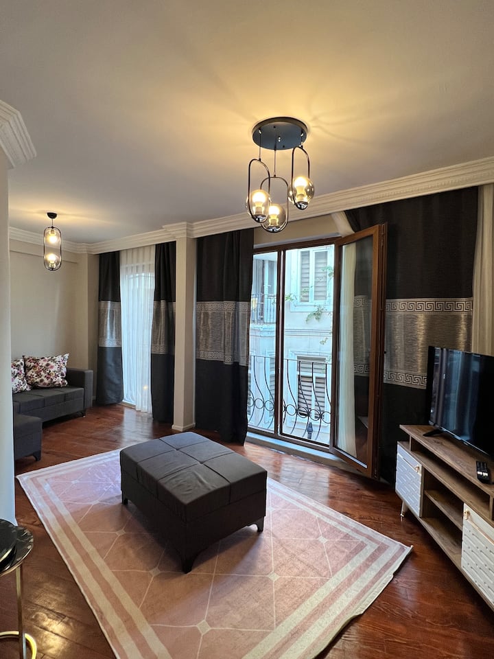 Gorgeous Apt In Cezayir Street - Estambul