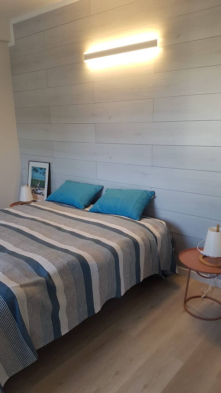 La habitación de 11,5 m², con cama de 140*190 (sábanas no incluidas)