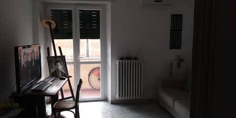 cheap and little room near city center