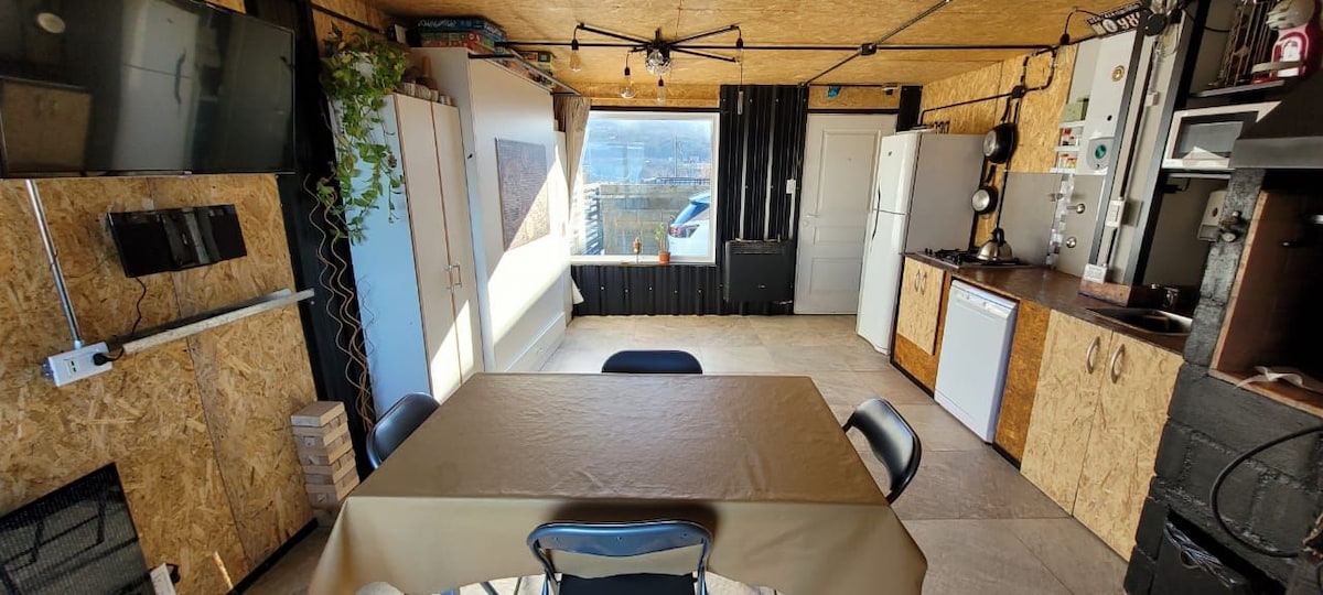 Popular Airbnb listing: One-bedroom apartment for two people in Ushuaia