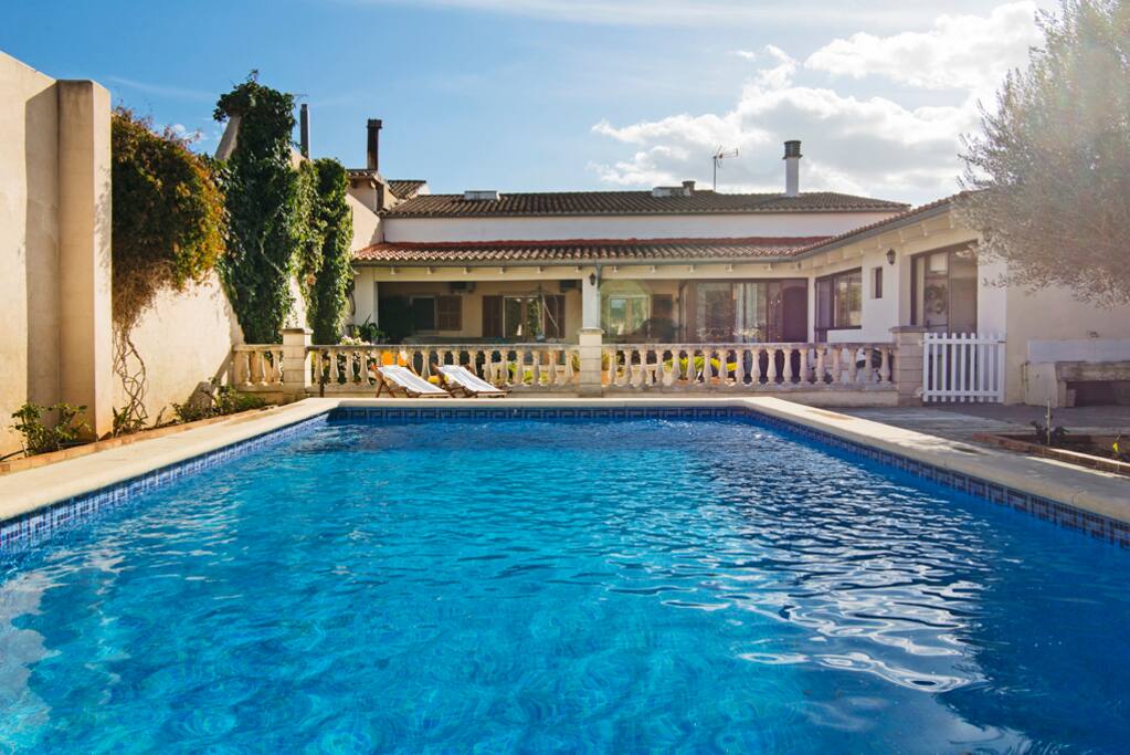 Great private pool