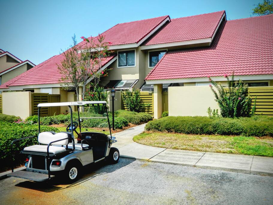 Golf Cart INCLUDED!