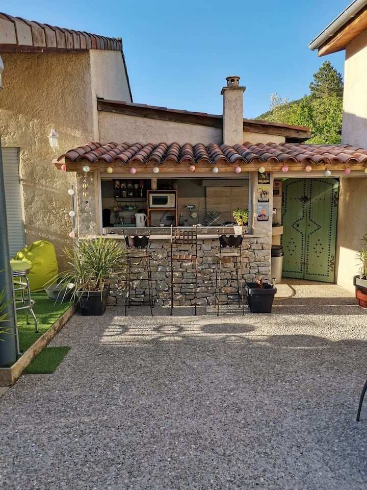 Chambre Avec Jacuzzi Privatif - Saillans