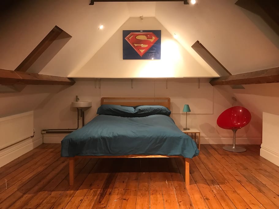 Large Double Attic Room Bedroom with Sink