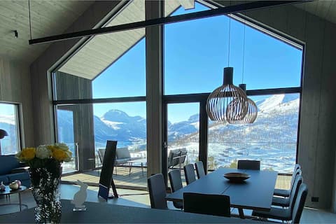 The Panoramic Chalet