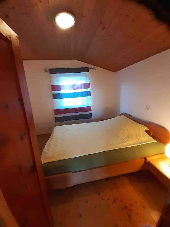 Dhomë gjumi