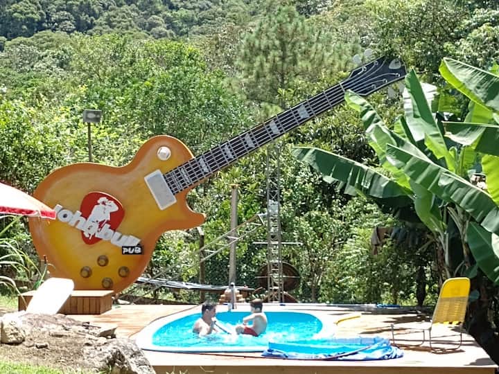 Site with Pool - Fun and Family Rest