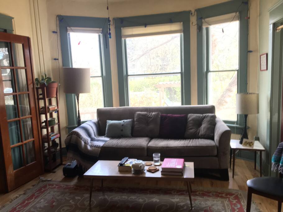 Napping rules. And reading. That does too.