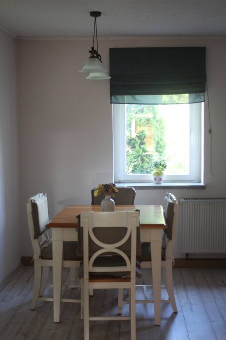 Wohnzimmer/Essecke