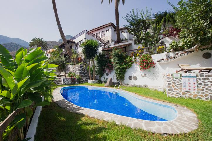 Suites Los Telares managed Airbnb listing 2