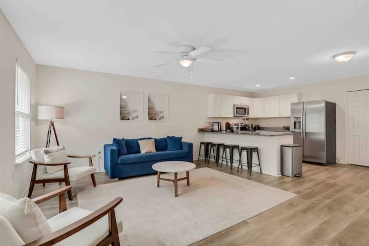 Entire Home: Coastal 3br Escape With Garage & Pets - Vilano Beach