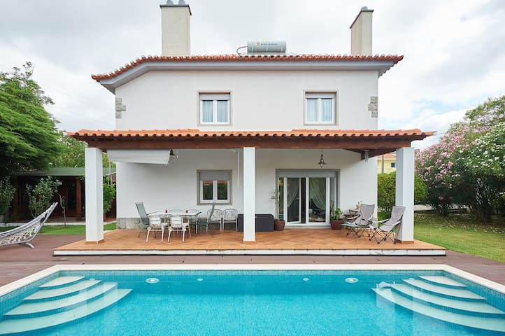 Beautiful family Villa with a pool