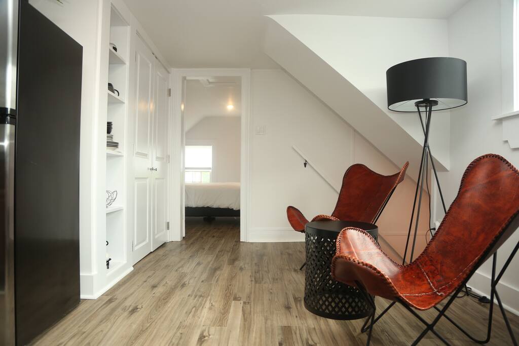 Reading nook with smart home controlled lighting