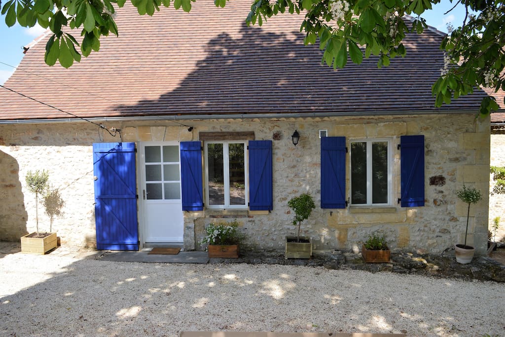 Les Volets Bleus