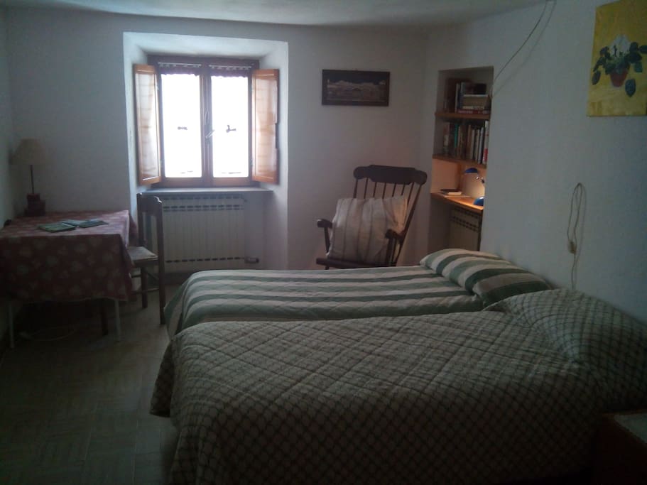 Bedroom a second view