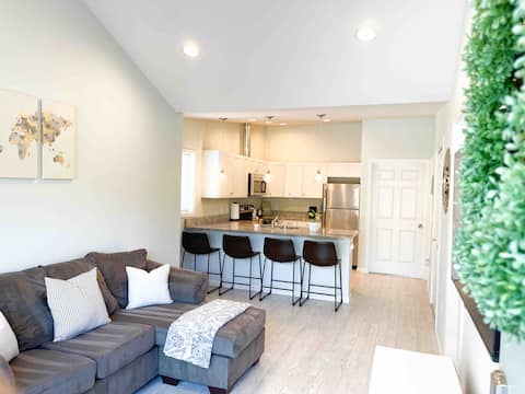 Charming 2 Bedroom Stay Near PLU & I-5