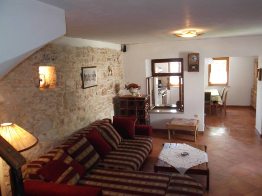 Wliving room