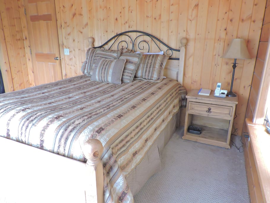 Main level bedroom