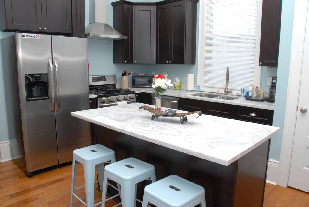 amazing, high end full kitchen